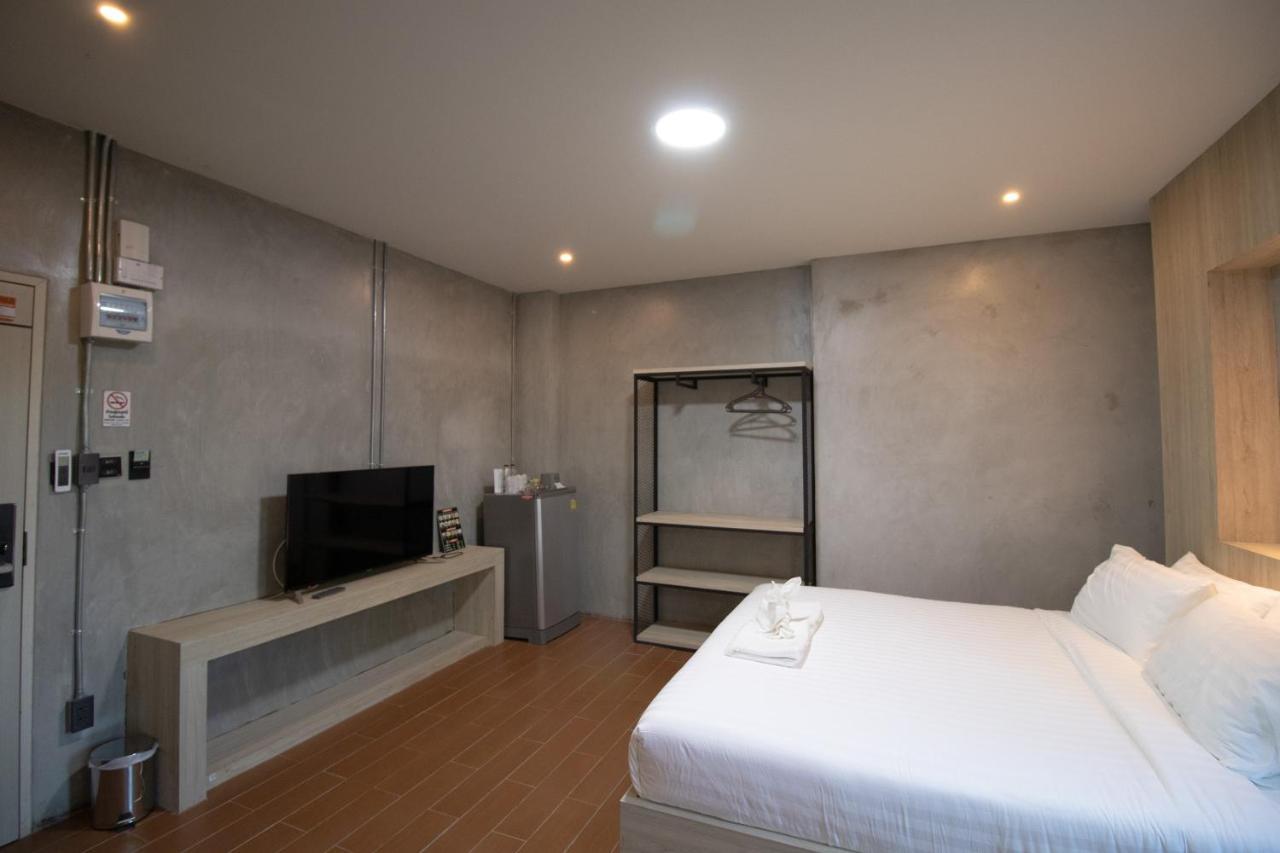 Rabbit Hotel Phimai Exterior photo