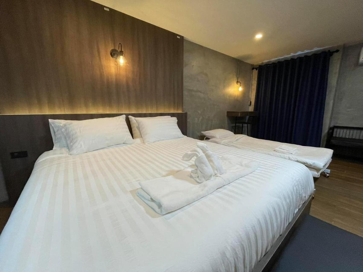 Rabbit Hotel Phimai Exterior photo