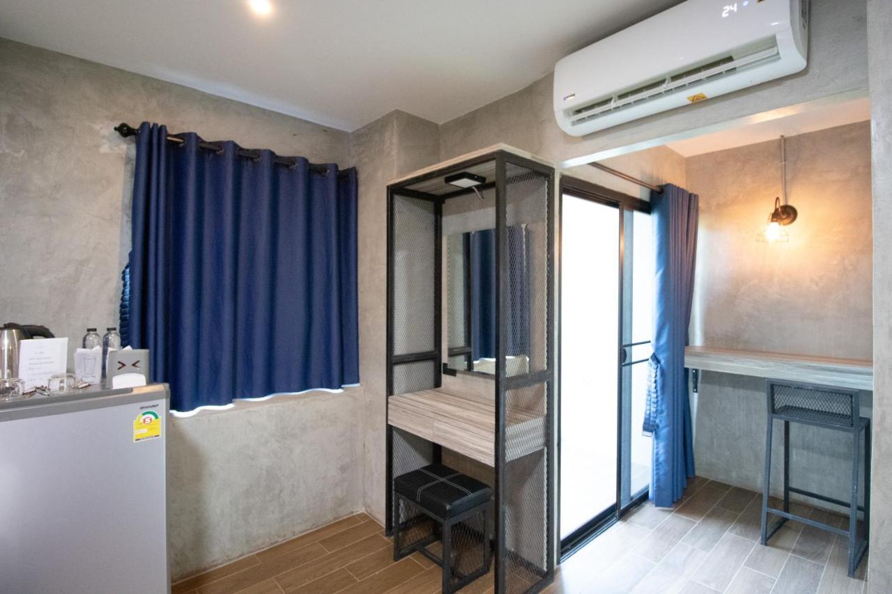 Rabbit Hotel Phimai Exterior photo