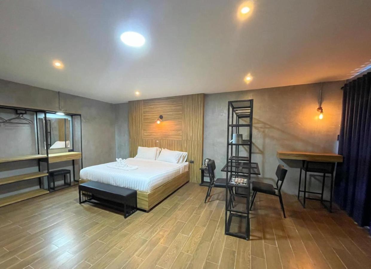 Rabbit Hotel Phimai Exterior photo